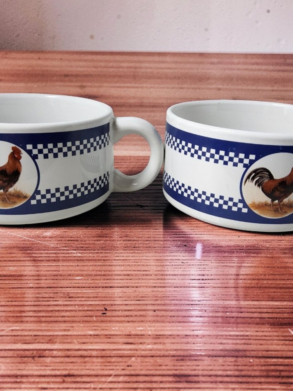 Vintaged Houston Harvest Set of 2 Ceramic Rooster or Chicken Soup Bowls